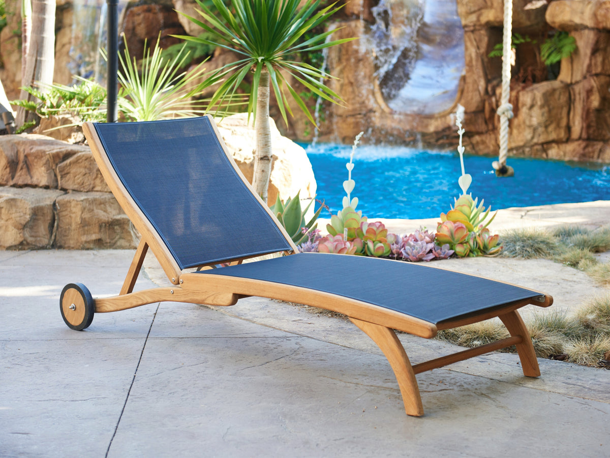 Perrin Chaise Lounge