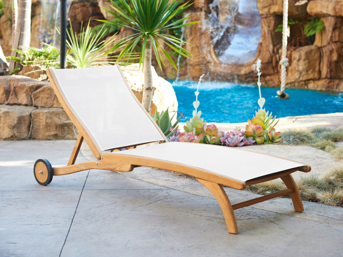 Perrin Chaise Lounge