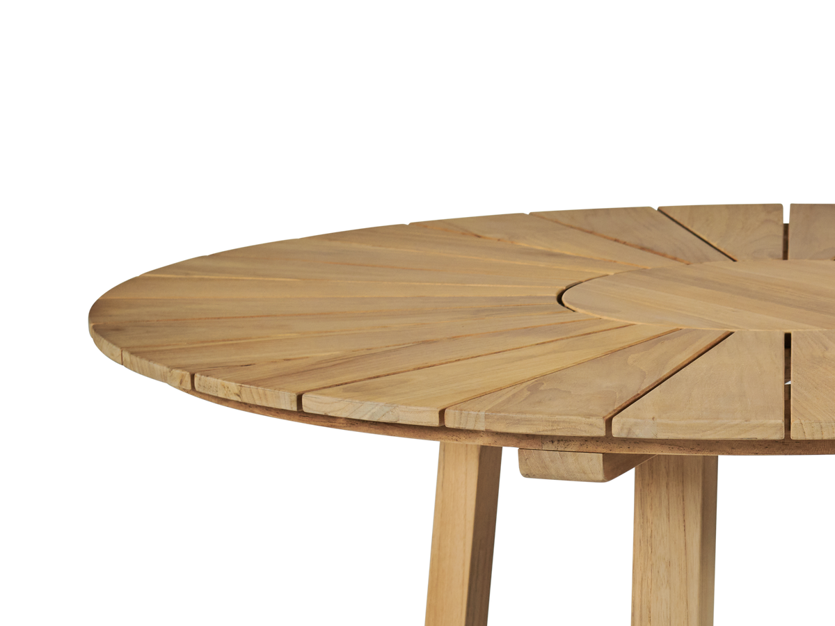 Plaisance teak round dining table, view 3